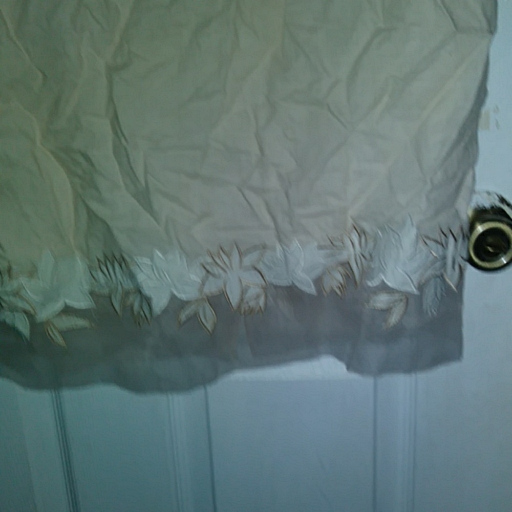 Dress - Picture 4 of 5